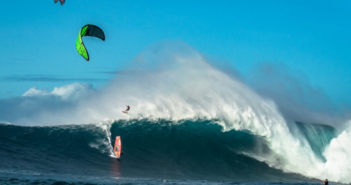 Kiteboarding and Windsurfing: Riding the Wind Across the Waves