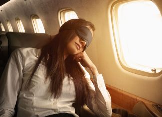 How to Rest Well and Beat Jet Lag While Traveling