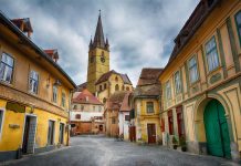 Discoverethe Charm and History of Sibiu, Romania