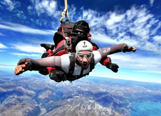Top Destinations for Skydiving and Base Jumping