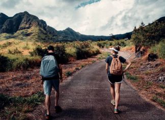 How to Travel a Long Distance by Foot