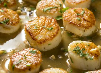 The Difference Between Wet Scallops and Dry Scallops